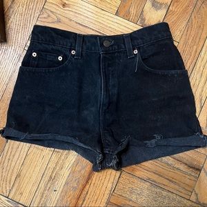 VINTAGE LEVI’S cutoff denim shorts